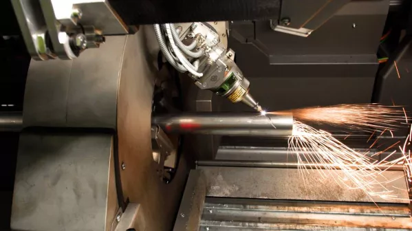 3D-Laserschneiden - moderne Technologie der präzisen Metallbearbeitung